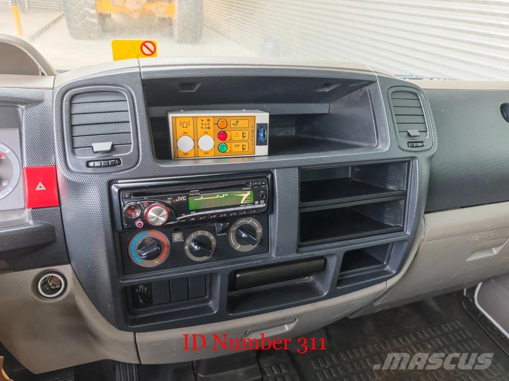Nissan Cabstar 35.13 GSR E179T Truck mounted aerial platforms