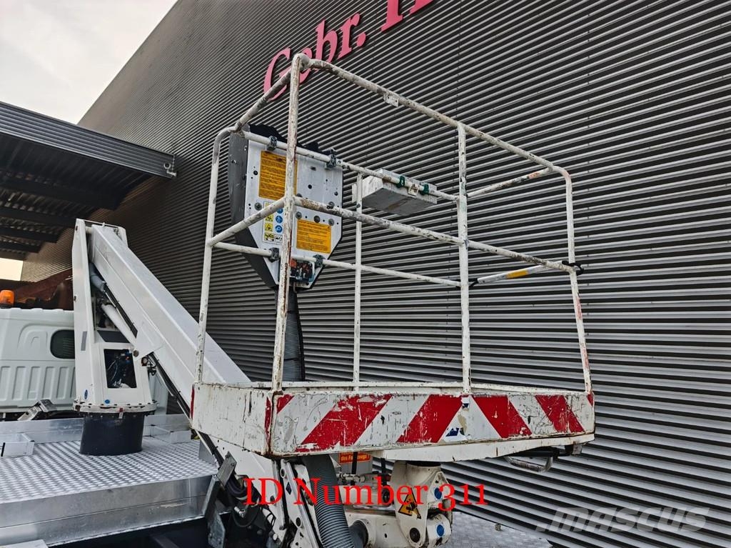 Nissan Cabstar 35.13 GSR E179T Truck mounted aerial platforms