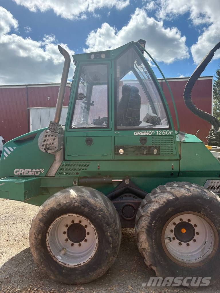 Gremo 1250 F Forwarder