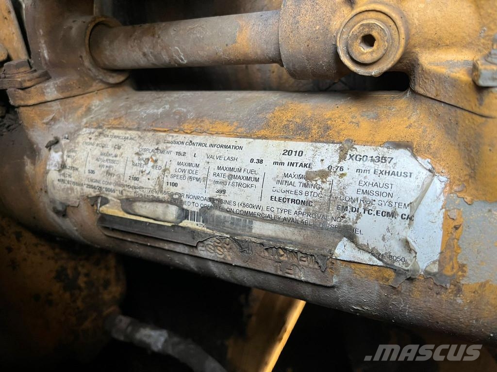 CAT 980H لوادر بعجل