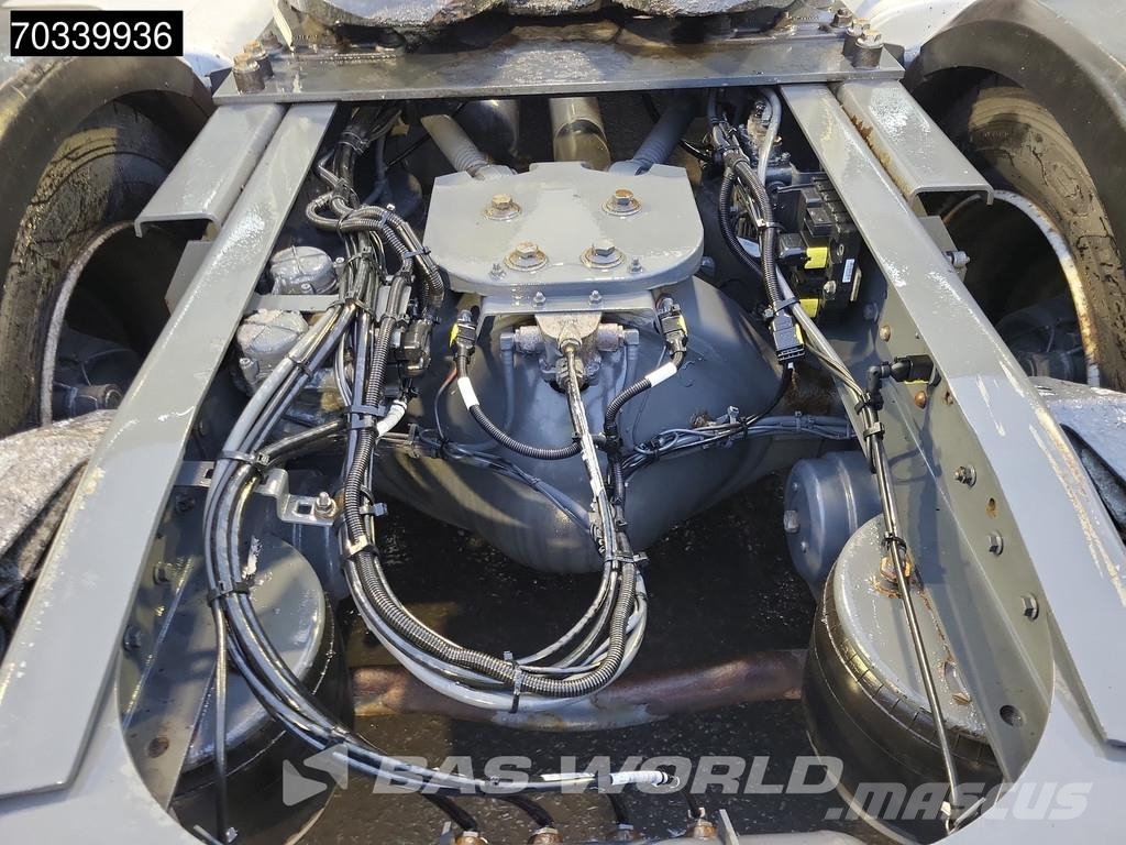 DAF XF 480 XF 4X2 Mega SSC 2xTanks ACC Standklima Vetopöytäautot
