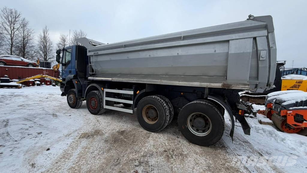 Iveco AD 410 T45 Camiones bañeras basculantes o volquetes