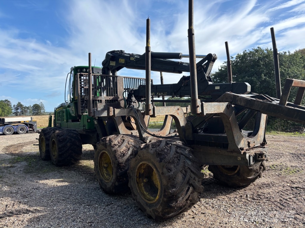 John Deere 1510G Forvarderi