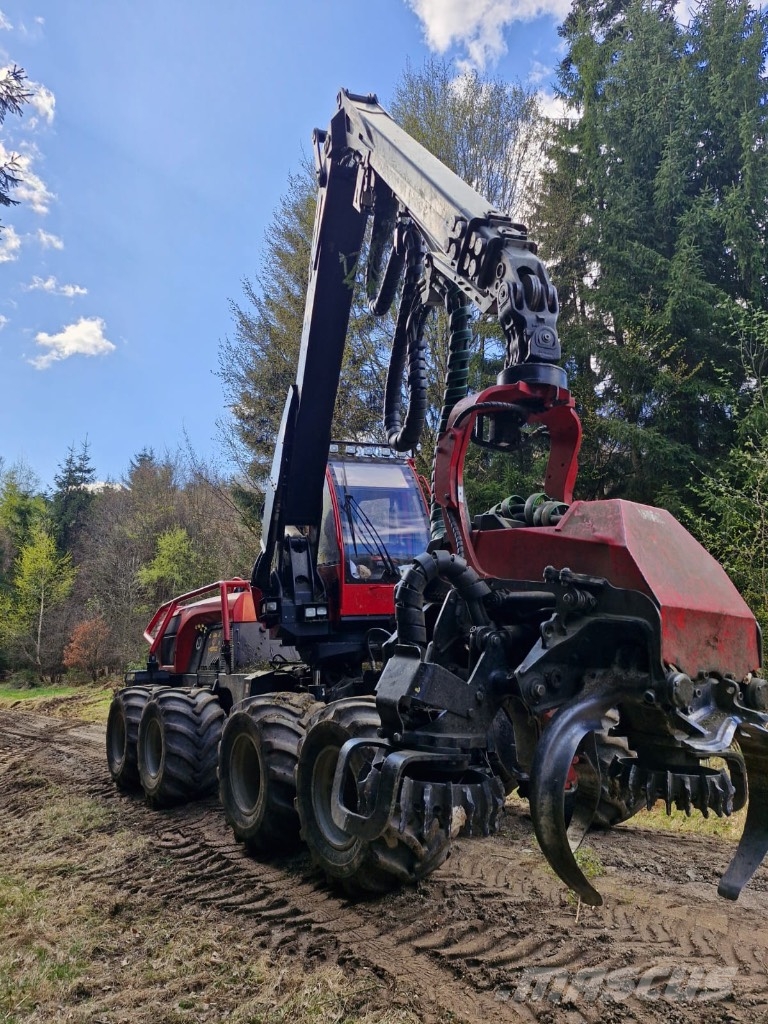 Komatsu 931 XC Harvesterji