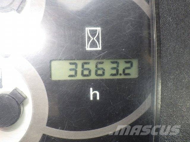 PC PC55MR‑3 Telakaivukoneet