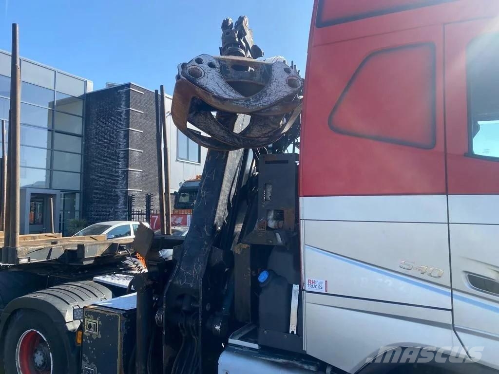 Volvo FH 540 6X4 EURO 6 + EPSILON S260Z96 + TRAILER 4 AX Timmerbilar