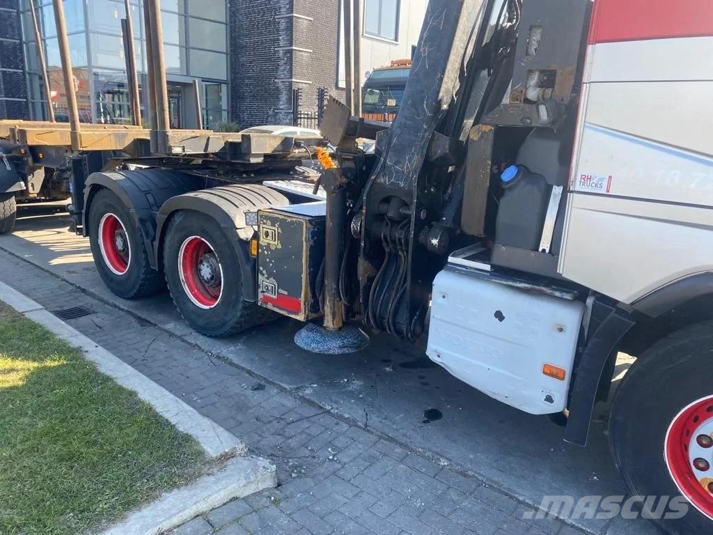 Volvo FH 540 6X4 EURO 6 + EPSILON S260Z96 + TRAILER 4 AX Timmerbilar