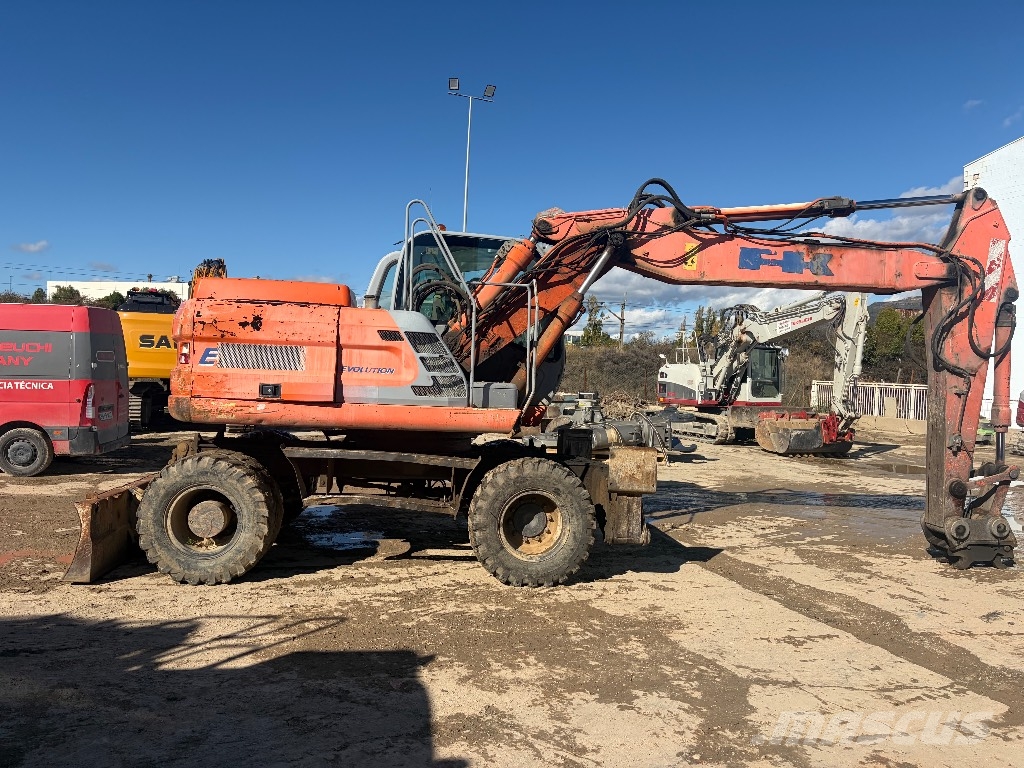 Fiat-Kobelco E 175 W Bageri na kotačima