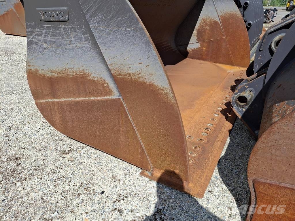Volvo Ladeschaufel L180 #A-6668 Kašike / Korpe