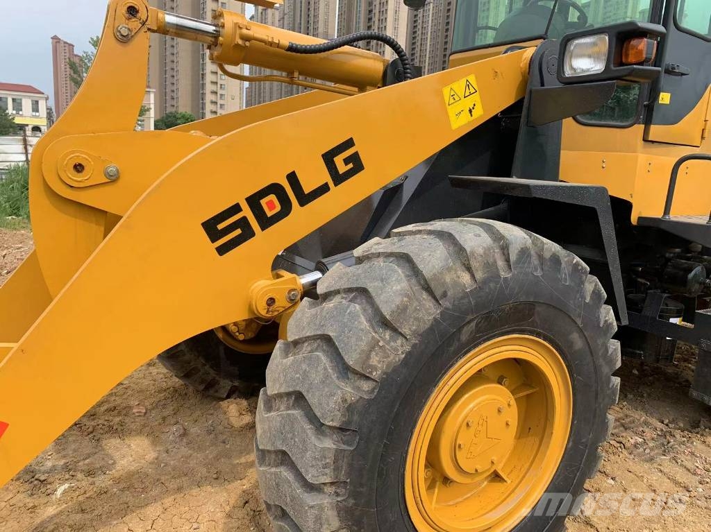 SDLG LG 933 L 轮式装载机
