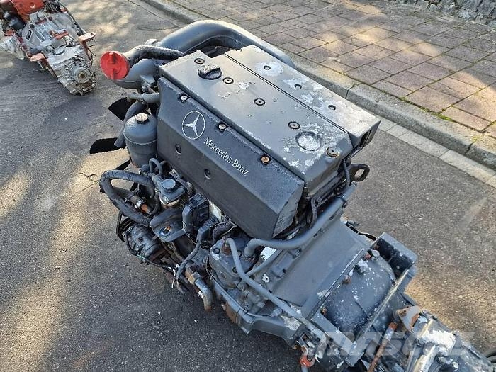 Mercedes-Benz OM904LA Otros componentes