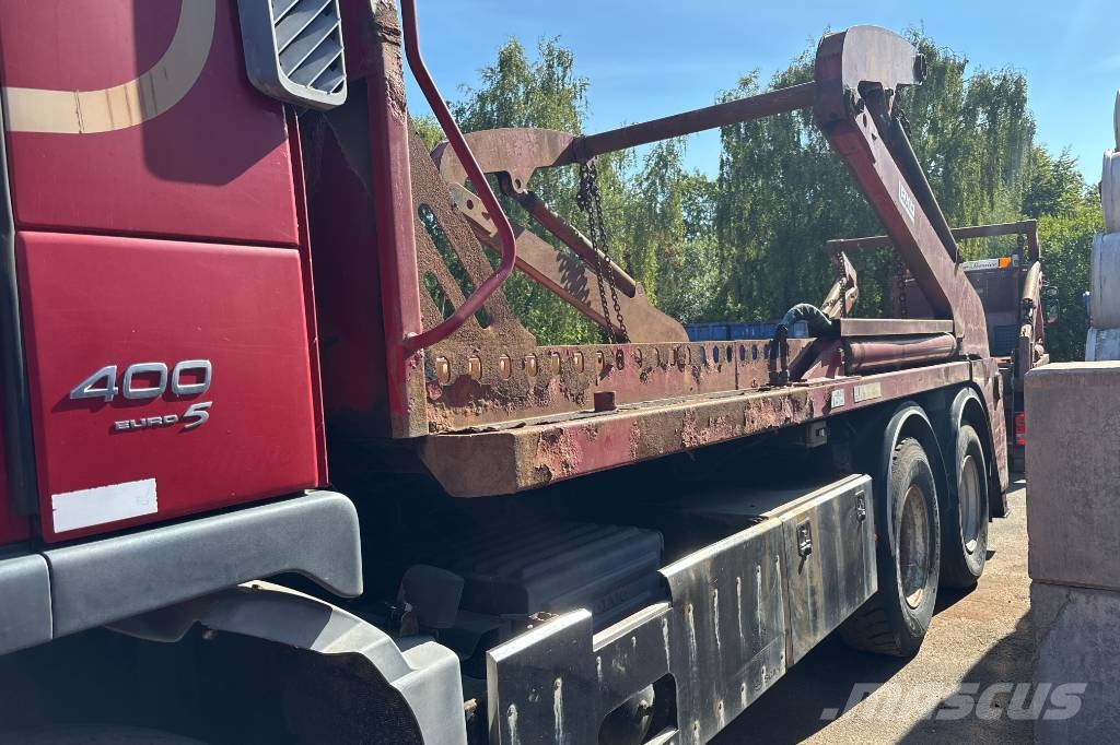 Volvo FM 400 شاحنات لوادر
