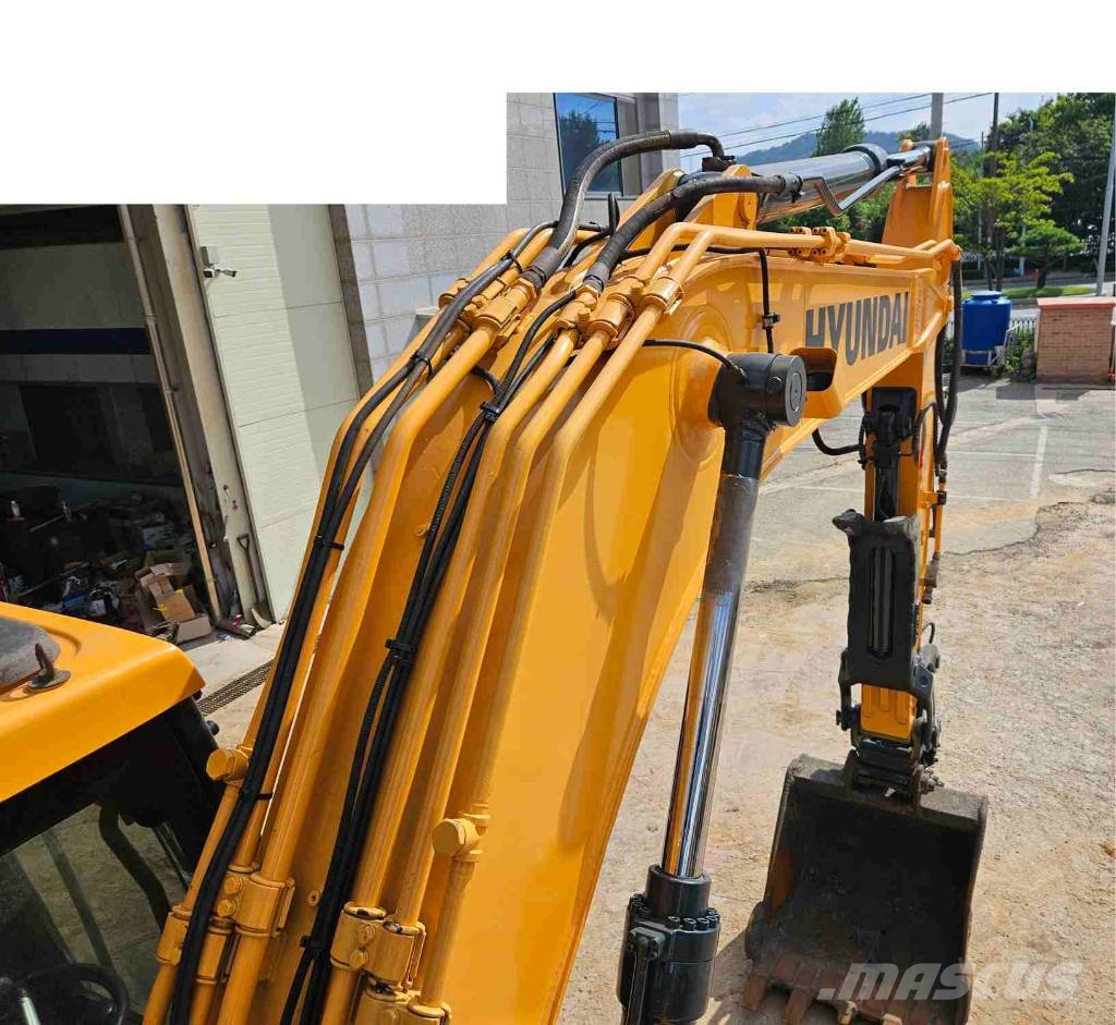 Hyundai HW 145 轮式挖掘机