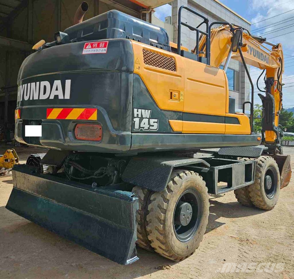 Hyundai HW 145 轮式挖掘机