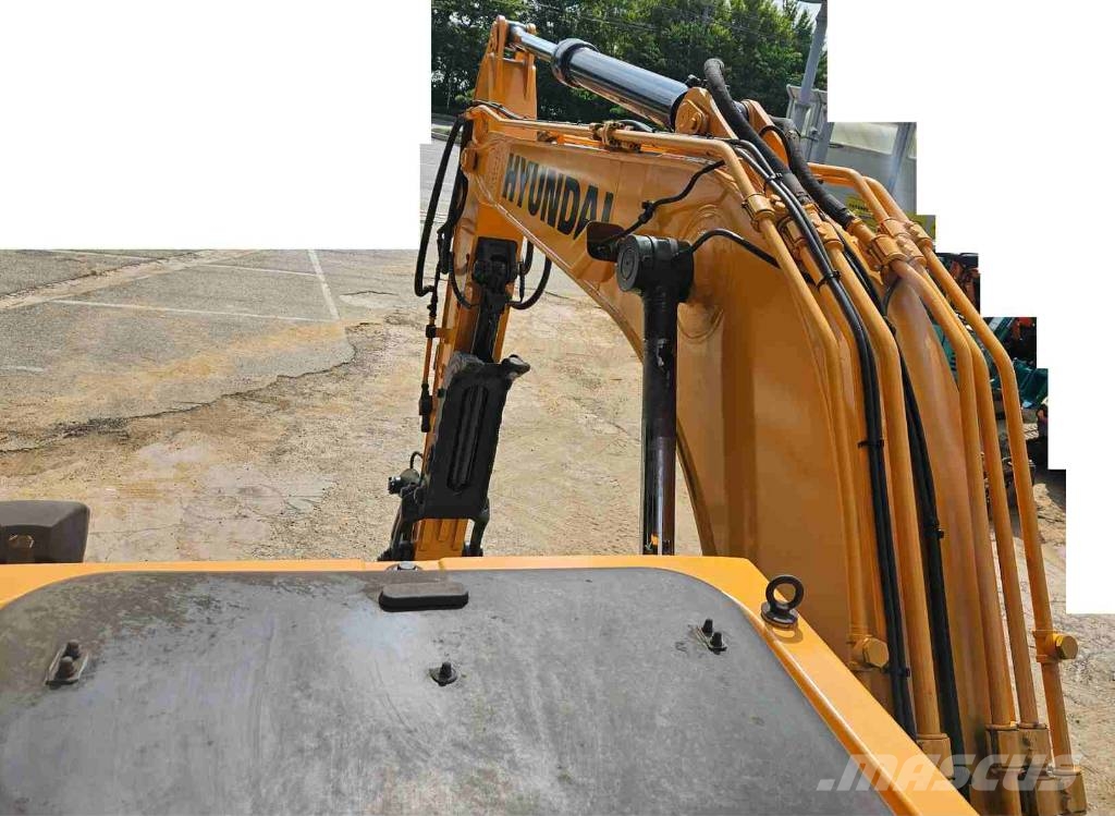 Hyundai HW 145 轮式挖掘机