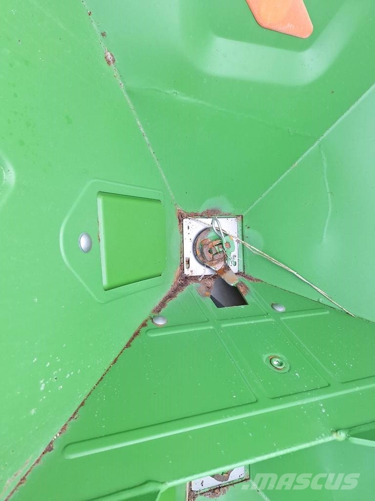 Amazone ZA-X 1402 Împrastierea mineralelor