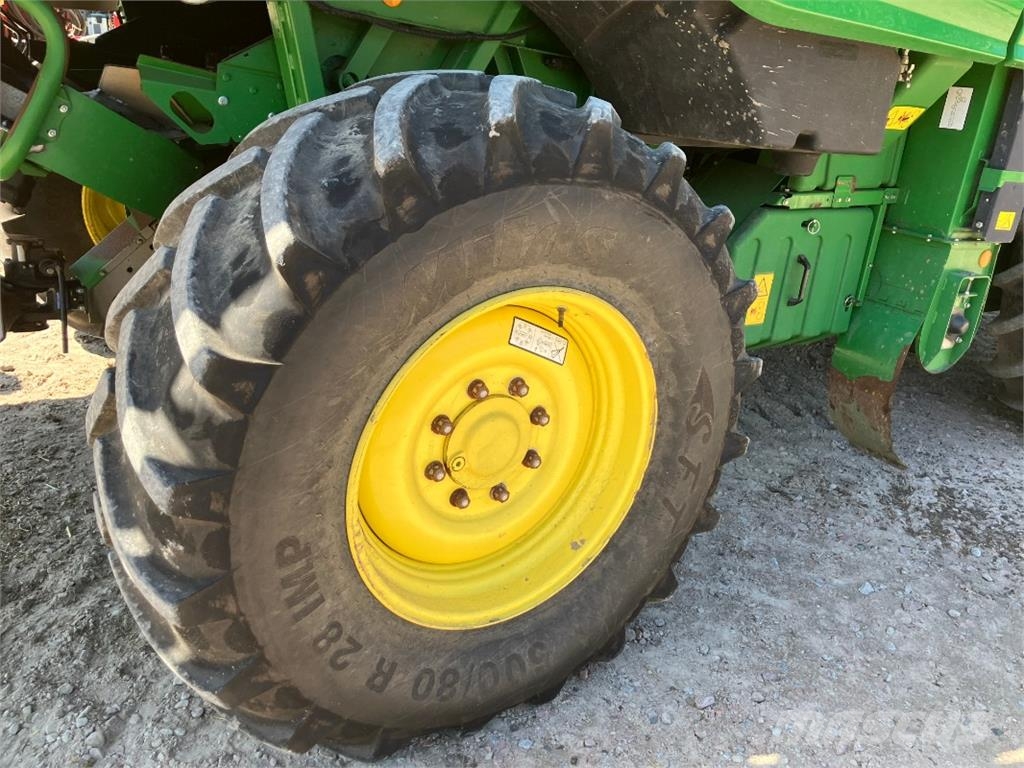 John Deere W660 Kombajni