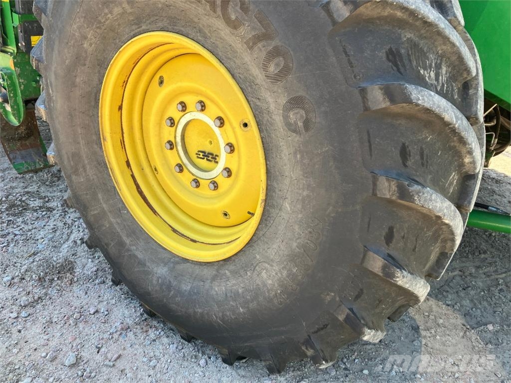 John Deere W660 Kombajni