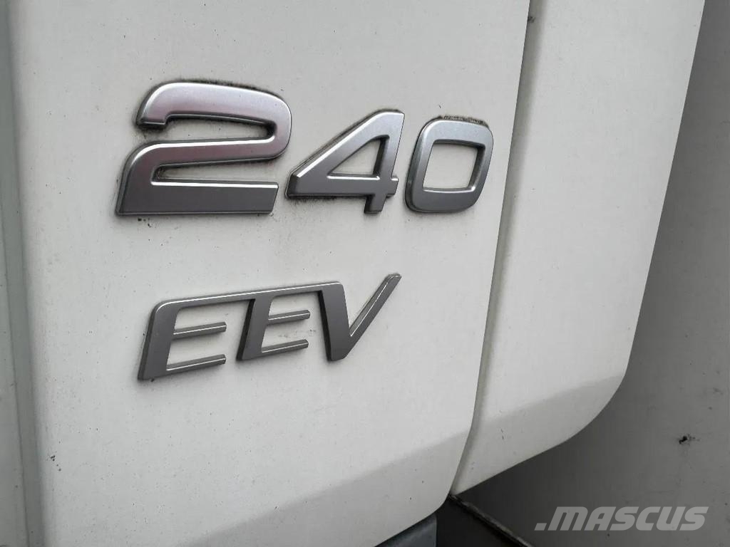 Volvo FL 12.240 4X2 EURO 5 CLOSED BOX TÜV TILL 12-2026 Camiones con caja de remolque