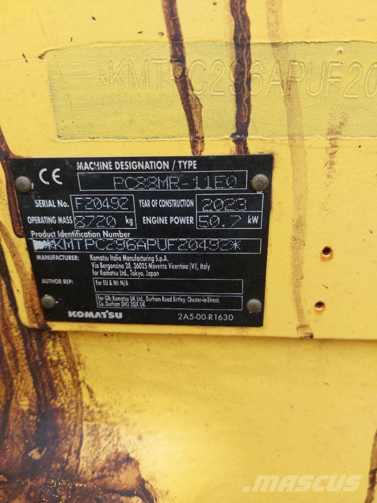Komatsu PC88MR11 EO حفارات وسط 7 طن - 12 طن