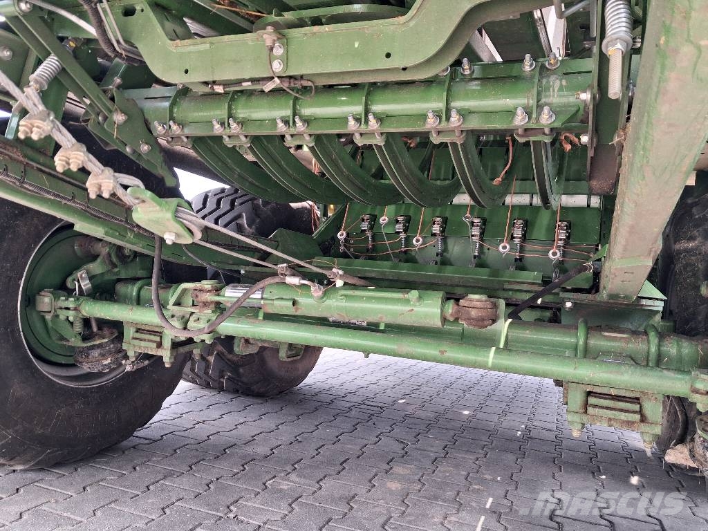 Krone BIG PACK 1290 HDP II VC Presse quadre