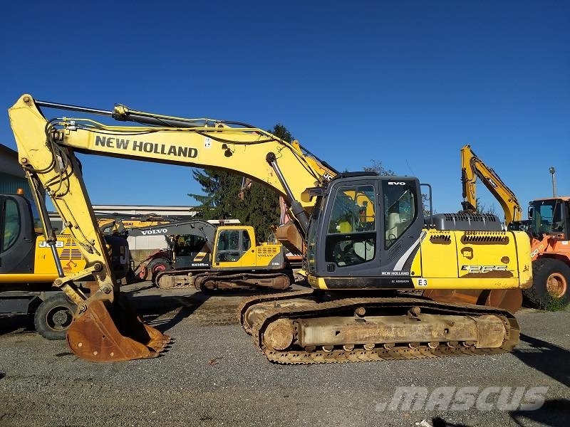 New Holland E 265 C حفارات زحافة