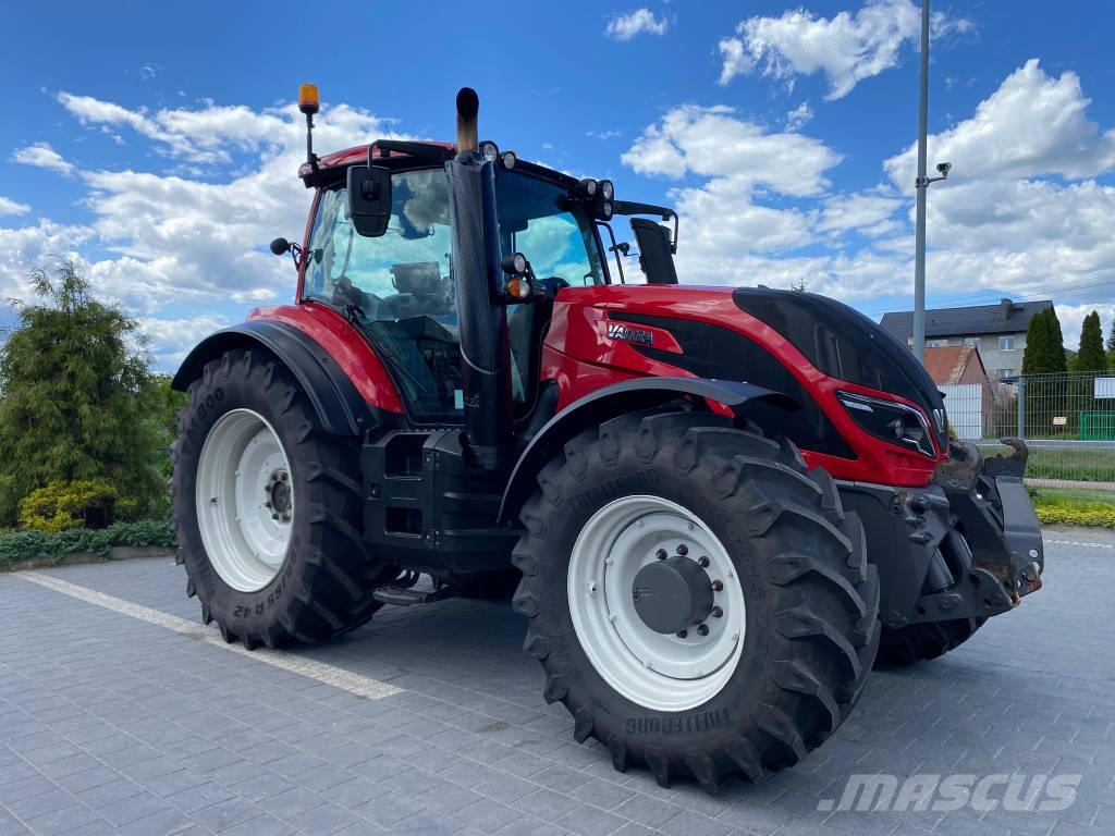 Valtra T 234 Versu Traktory