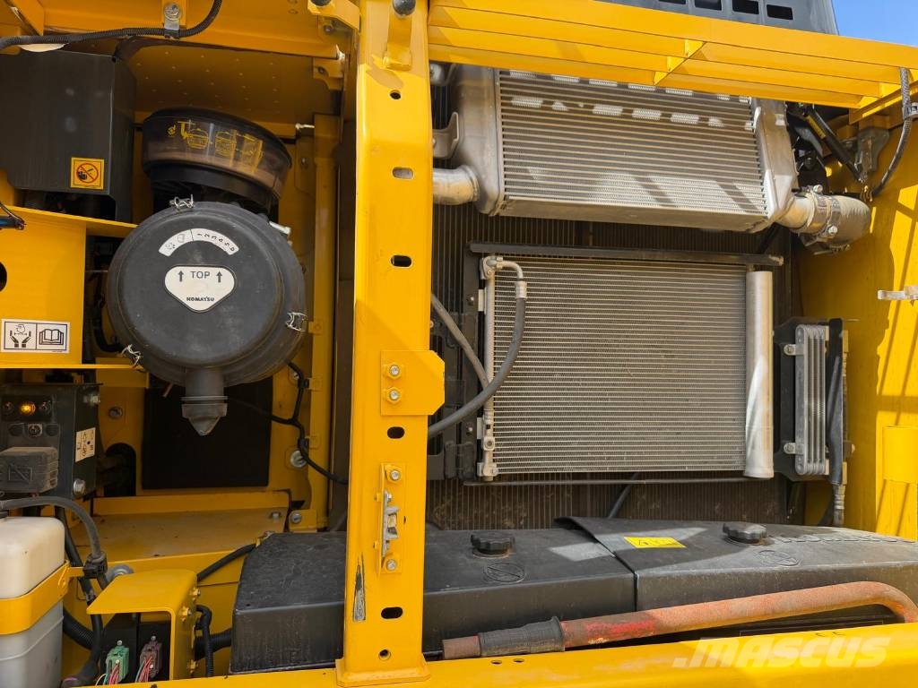 Komatsu PC210LC-11 Εκσκαφείς με ερπύστριες