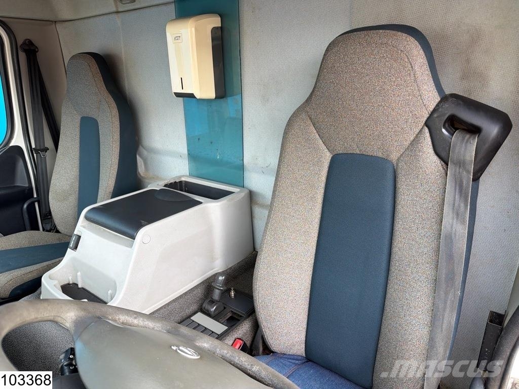 Volvo FE 280 EURO 6, 11.000 L, 3 Comp. Camiones cisternas