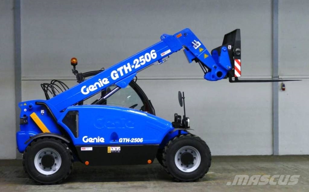 Terex GENIE TEREX GTH 2506 4x4x4 6m/2.5t vgl. MT 625 伸缩轮式装载机