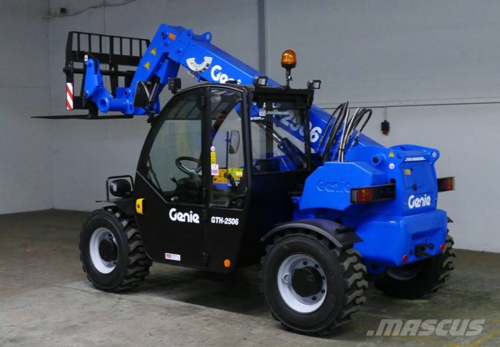 Terex GENIE TEREX GTH 2506 4x4x4 6m/2.5t vgl. MT 625 伸缩轮式装载机