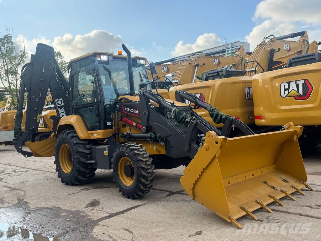 XCMG Backhoe loader Voorladers en gravers