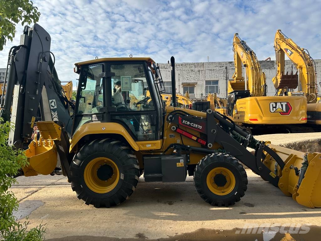 XCMG Backhoe loader Voorladers en gravers
