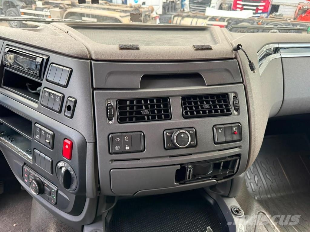 DAF XF 450 4X2 EURO 6 وحدات الجر