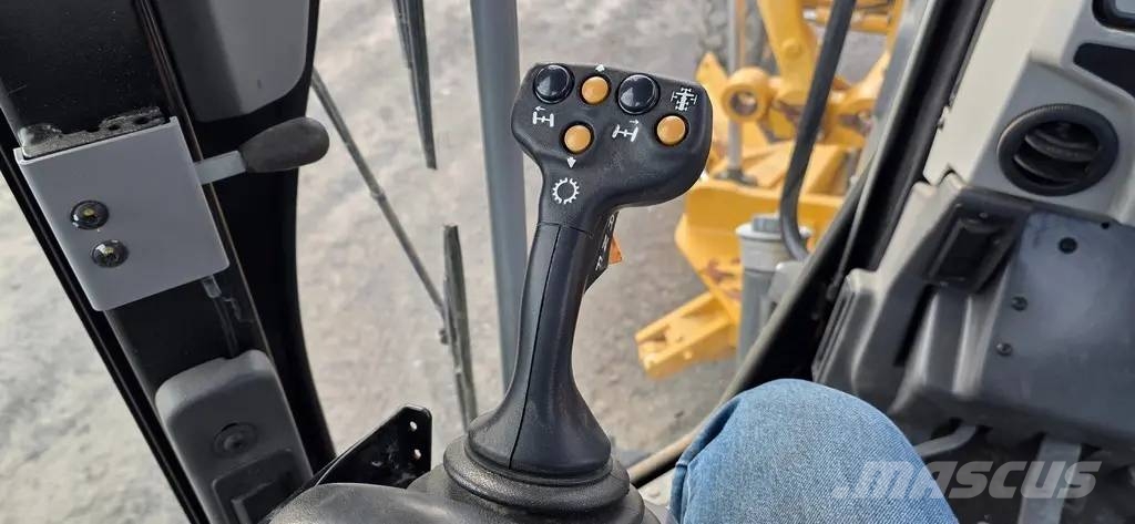 CAT 140 Grejdery