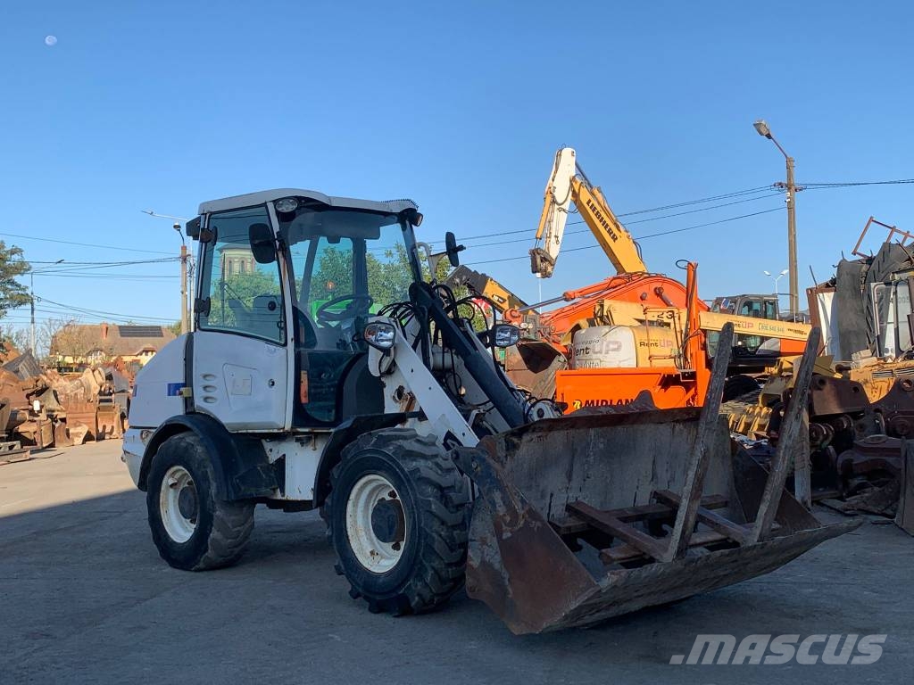 JCB 406 Pale gommate