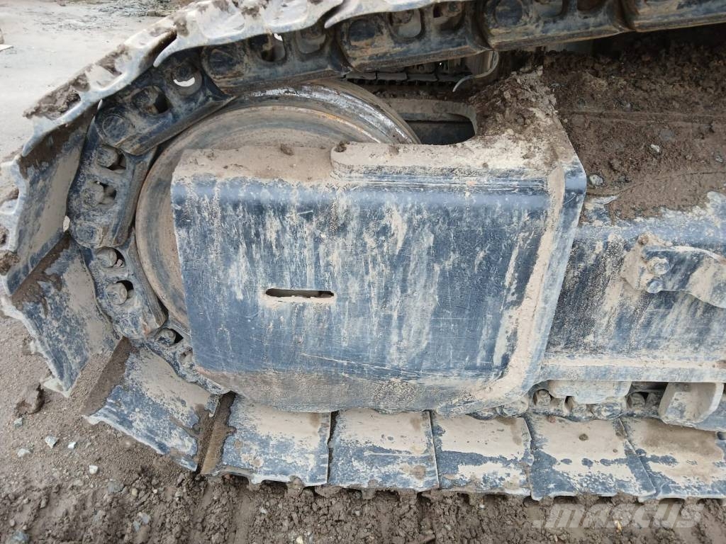 Hitachi KTEG KMC400-6BTV Екскаватори для знесення споруд