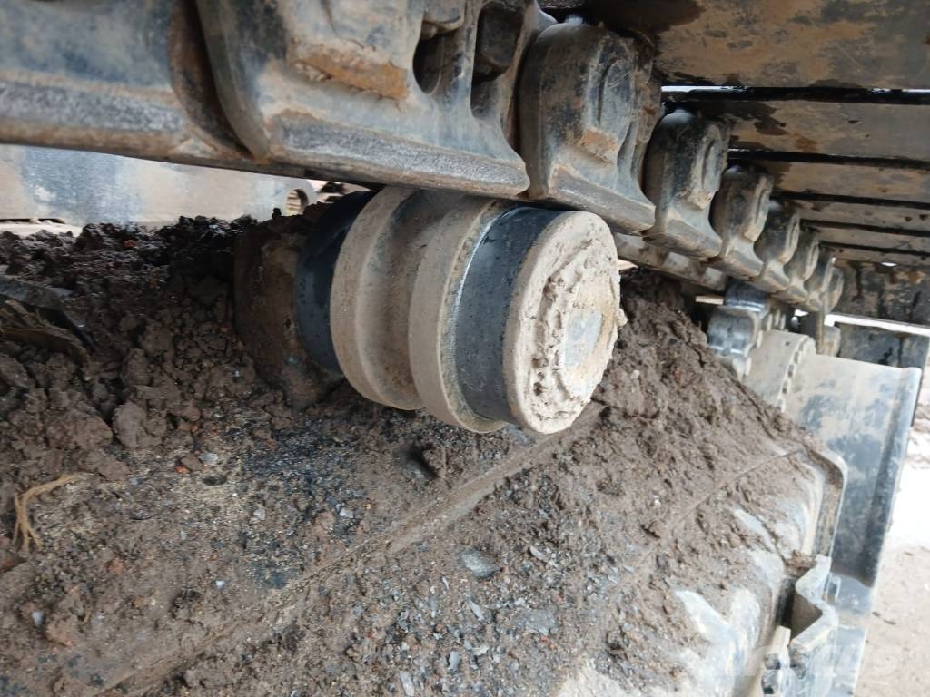 Hitachi KTEG KMC400-6BTV Екскаватори для знесення споруд