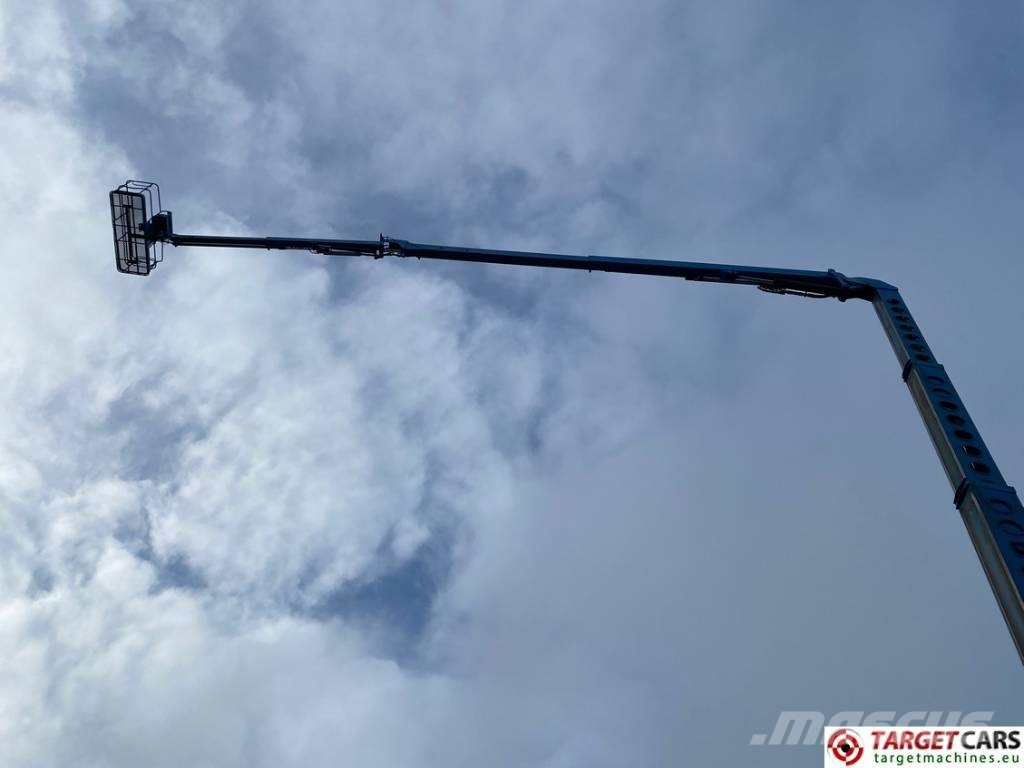 Genie Z-135/70 Articulated 4x4x4 Diesel Boom Lift 4315cm Kompaktsed poomtõstukid