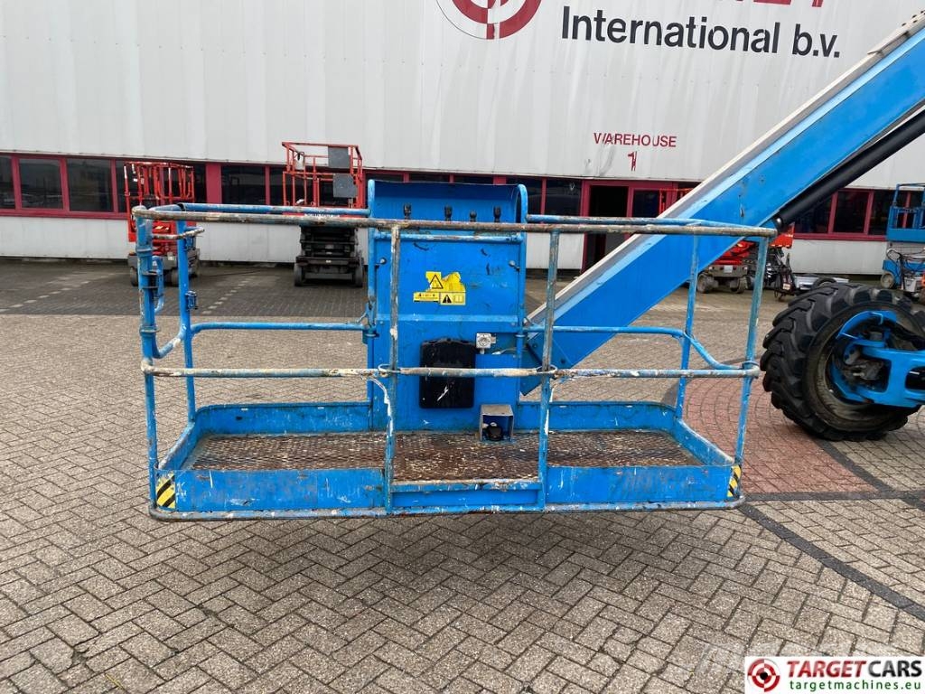 Genie Z-135/70 Articulated 4x4x4 Diesel Boom Lift 4315cm Kompaktsed poomtõstukid