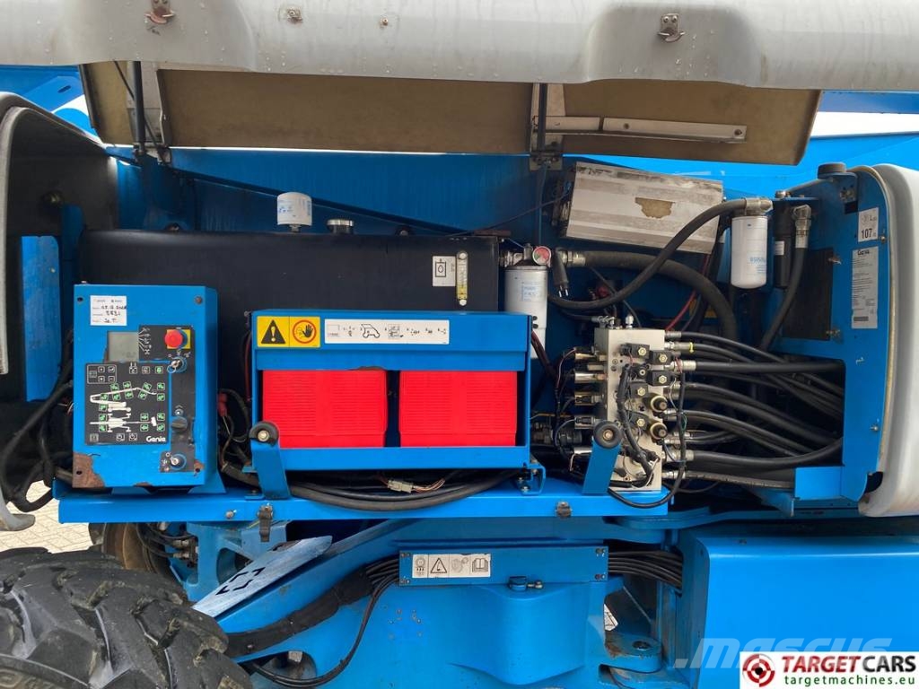 Genie Z-135/70 Articulated 4x4x4 Diesel Boom Lift 4315cm Kompaktsed poomtõstukid