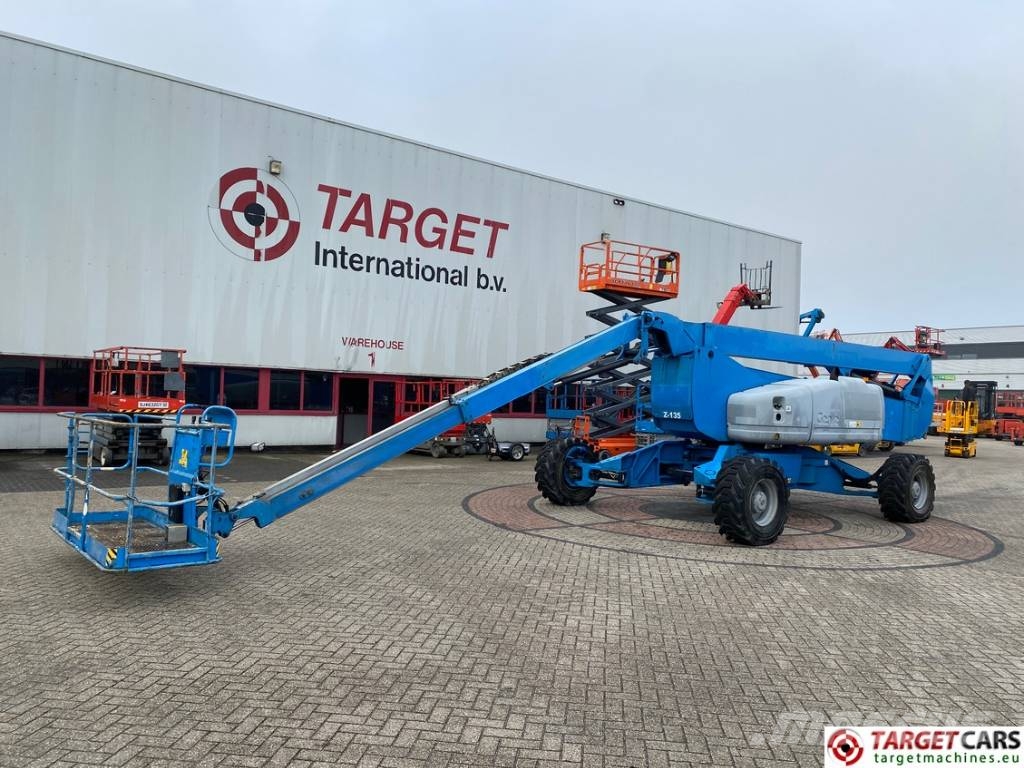 Genie Z-135/70 Articulated 4x4x4 Diesel Boom Lift 4315cm Kompaktsed poomtõstukid