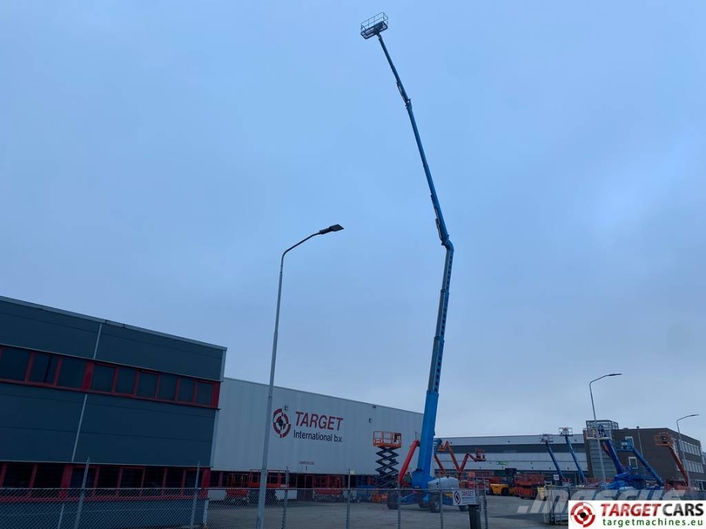 Genie Z-135/70 Articulated 4x4x4 Diesel Boom Lift 4315cm Kompaktsed poomtõstukid