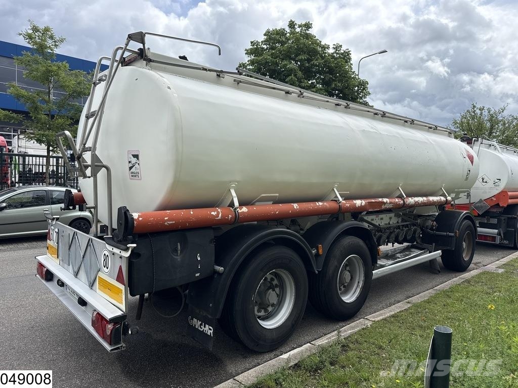 Magyar Fuel Fuel, 21630 L, 6 Comp, Handgeschakeld, Combi Tanker trailers
