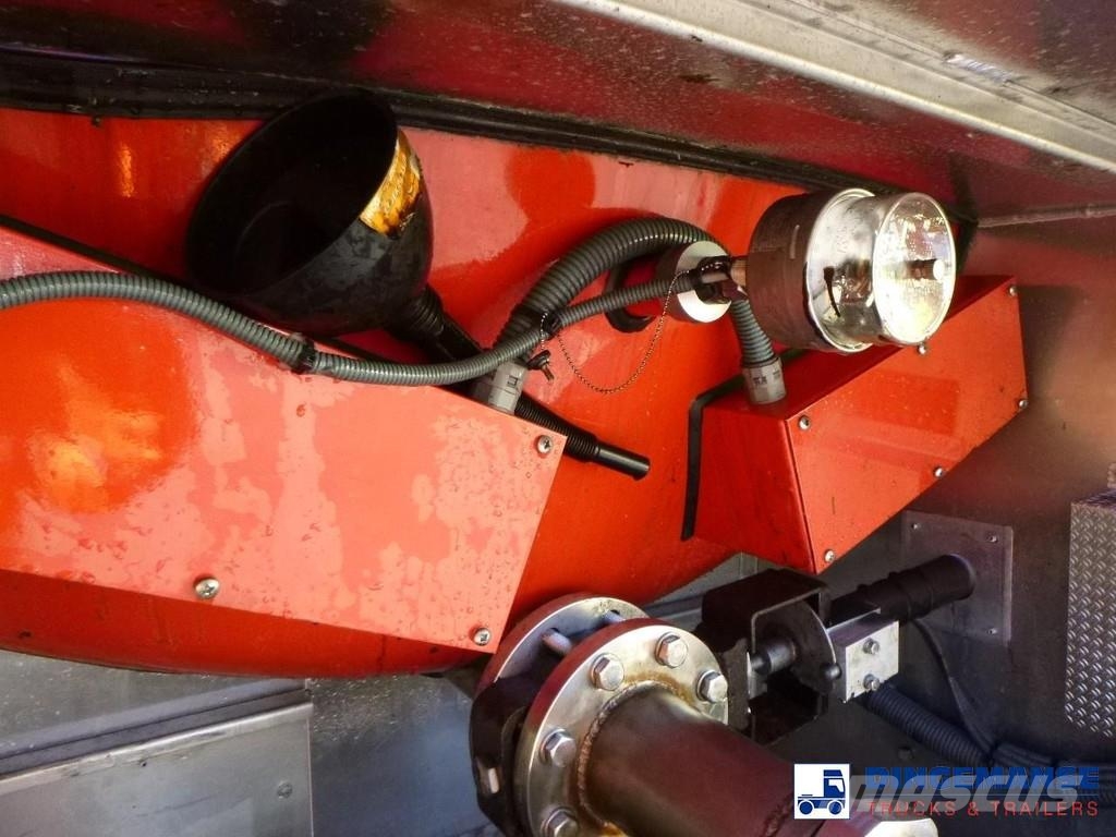 Cobo Bitumen tank inox 34 m3 / 1 comp Напівпричепи-автоцистерни