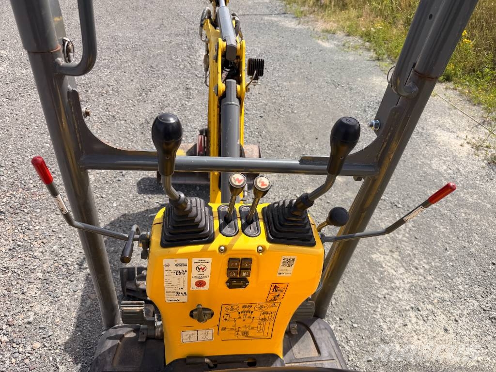 Wacker Neuson 803 Dual Power حفارات زحافة