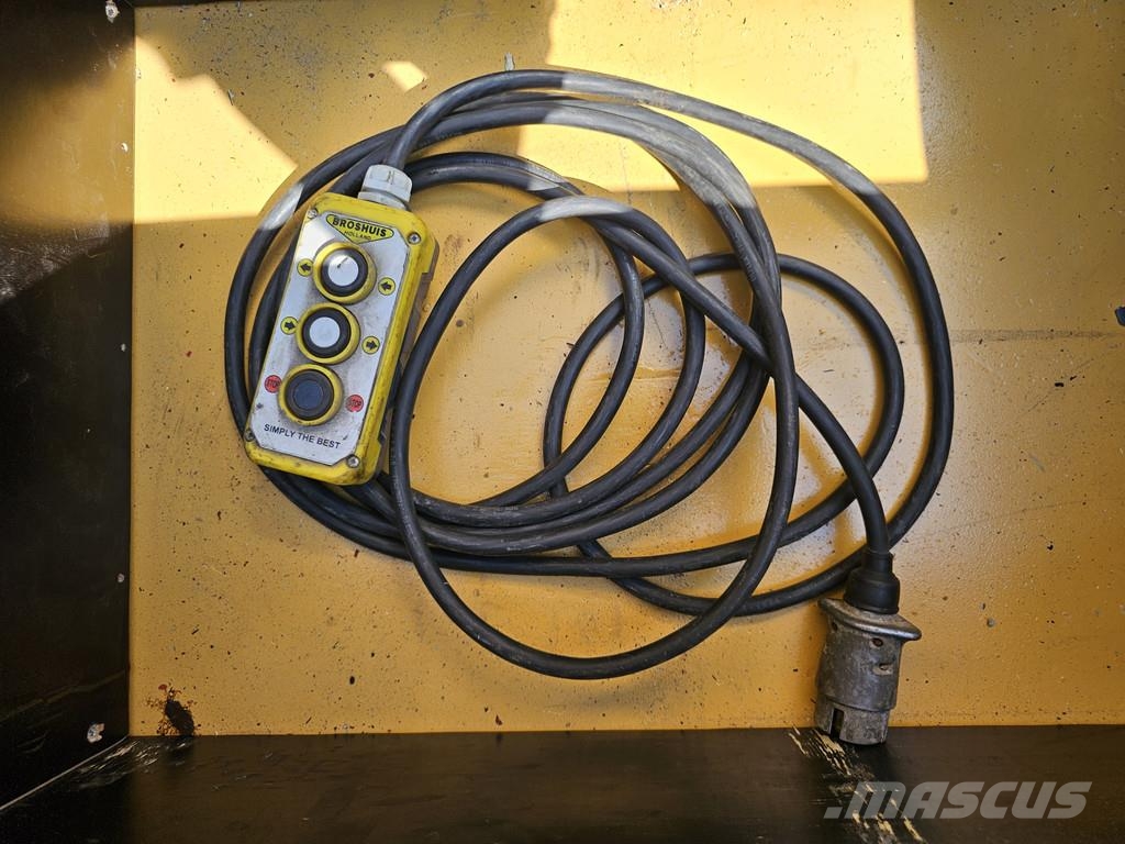 Broshuis 6 ABSD-85 / 3 X EXTENDABLE - 46 MTR نصف مقطورة مسطحة منخفضة