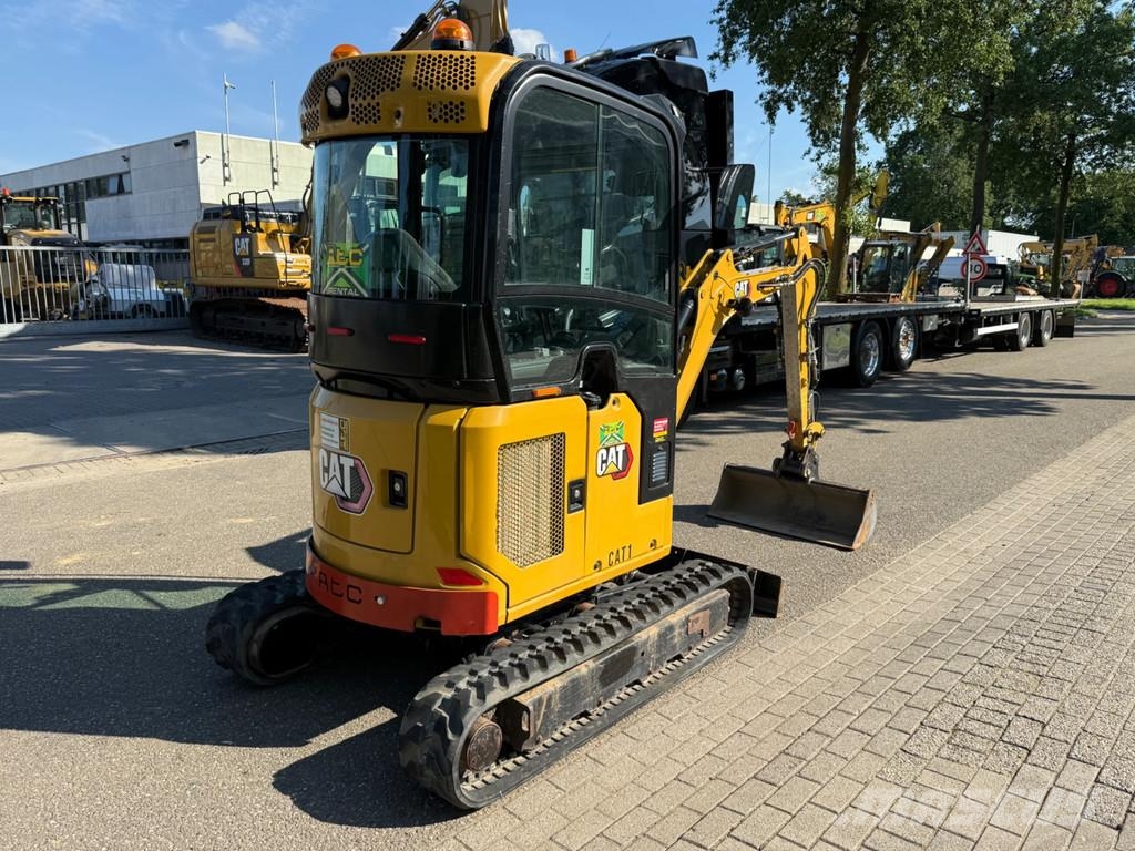 CAT 302NG Мини екскаватори < 7 т