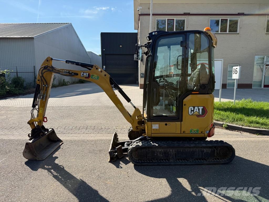 CAT 302NG Мини екскаватори < 7 т