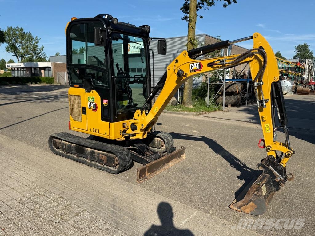 CAT 302NG Мини екскаватори < 7 т